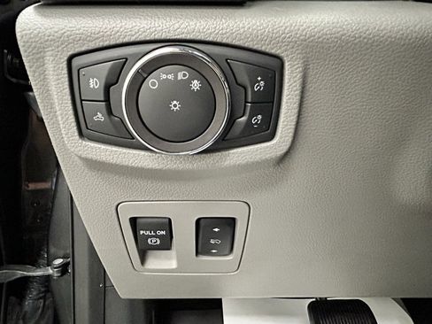 Used 2019 Ford F150 XLT w/ Equipment Group 302A Luxury image 14