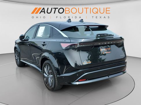Used 2023 Nissan Ariya FWD image 3