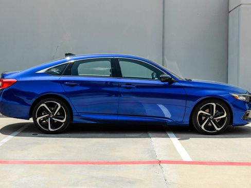 Used 2021 Honda Accord Sport image 7