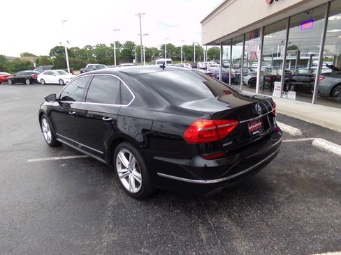 Used 2016 Volkswagen Passat 1.8T S FWD image 48