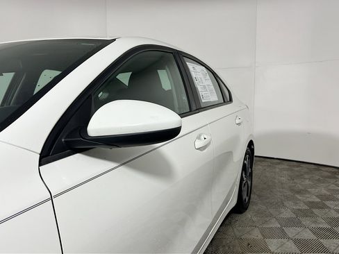 Used 2020 Kia Forte LXS image 13