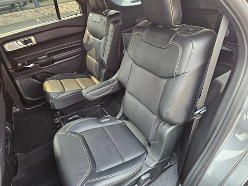 Used 2021 Ford Explorer ST w/ Equipment Group 401A AWD/4WD image 19