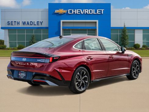 Used 2025 Hyundai Sonata SEL FWD image 7