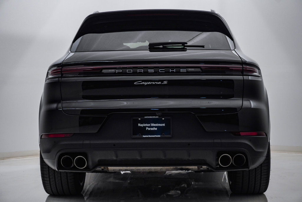 Certified 2026 Porsche Cayenne S AWD/4WD image 10