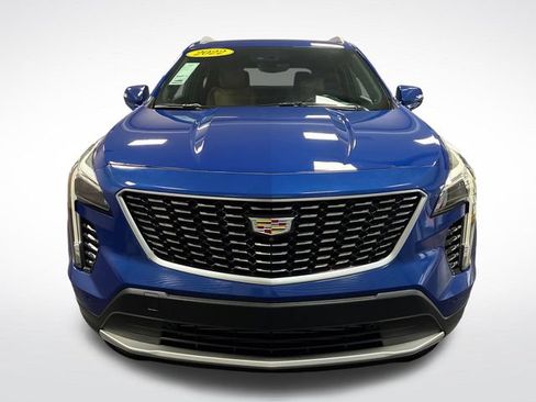 Used 2022 Cadillac XT4 Premium Luxury w/ Technology Package AWD/4WD image 8