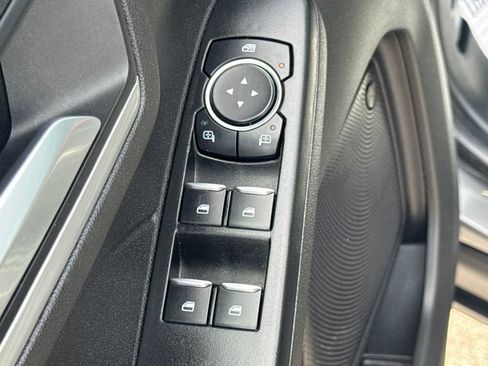 Used 2023 Ford Escape SE w/ PHEV Premium Package FWD image 28