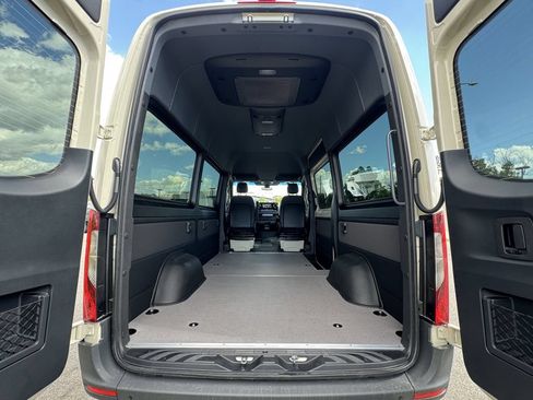 New 2026 Mercedes-Benz Sprinter 2500 image 14