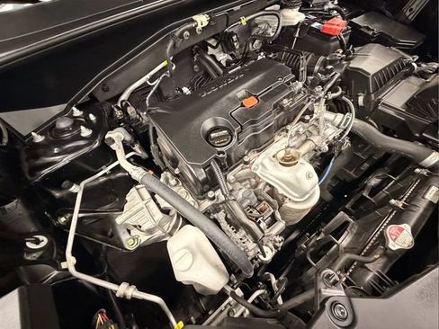 Certified 2024 Honda HR-V LX image 10
