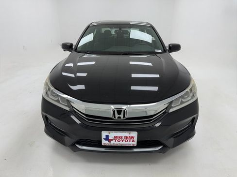 Used 2017 Honda Accord EX-L image 3
