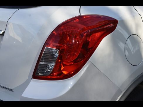 Used 2015 Buick Encore Leather FWD image 50