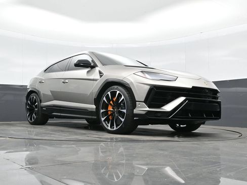Used 2023 Lamborghini Urus S AWD/4WD image 40