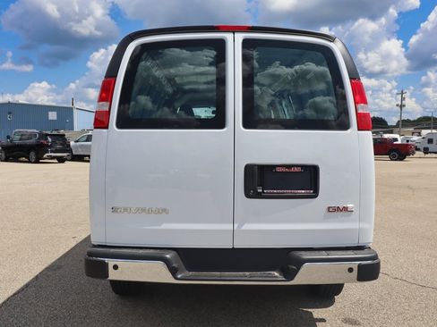 New 2025 GMC Savana 2500 Extended w/ Driver Convenience Package image 4
