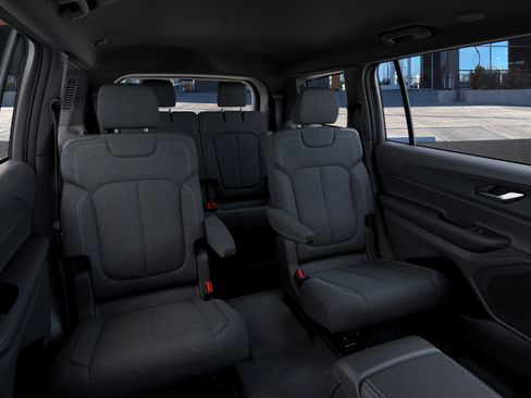 New 2026 Jeep Grand Cherokee L 4WD image 15