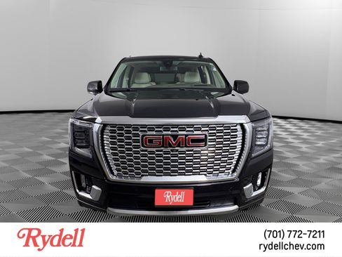 Used 2021 GMC Yukon Denali w/ Max Trailering Package image 8
