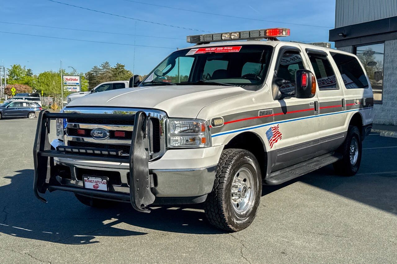 Used 2005 Ford Excursion XLT AWD/4WD image 8