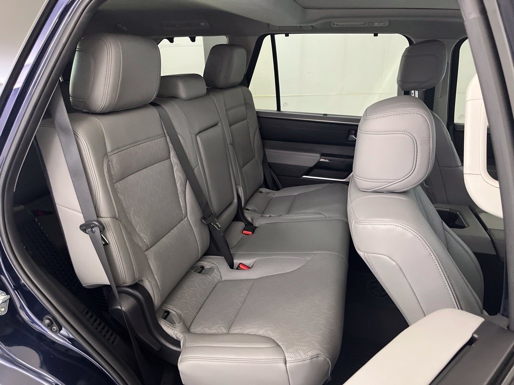 Used 2024 Toyota Sequoia Limited w/ Tow Technology Package AWD/4WD image 21