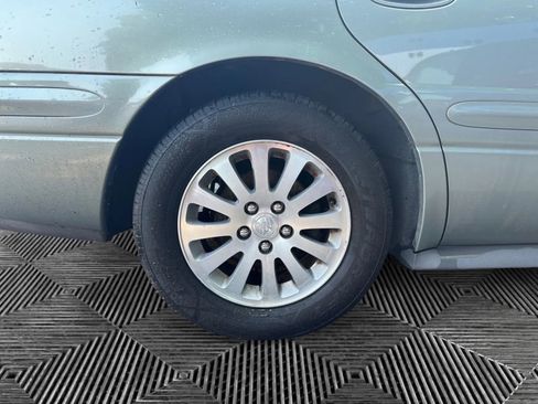 Used 2005 Buick Le Sabre Limited w/ Gran Touring Package image 16