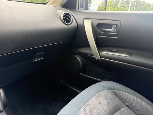 Used 2015 Nissan Rogue S w/ Convenience Package FWD image 17