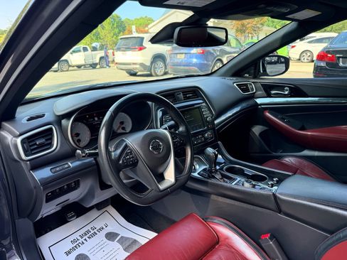 Used 2021 Nissan Maxima Platinum w/ 40th Anniversary Package FWD image 18