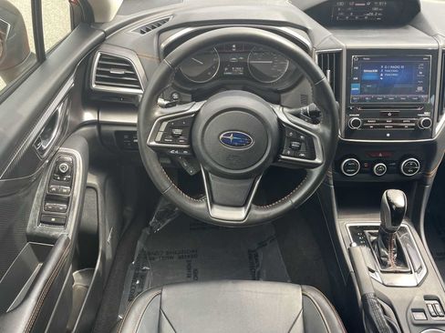 Used 2019 Subaru Crosstrek 2.0i Limited w/ Moonroof Package w/Navigation AWD/4WD image 8