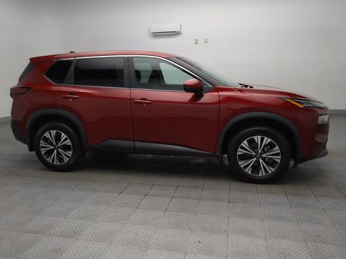 Used 2023 Nissan Rogue SV FWD image 11