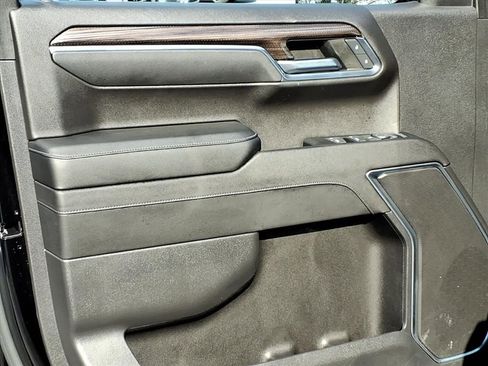 Used 2023 Chevrolet Silverado 1500 LT image 16