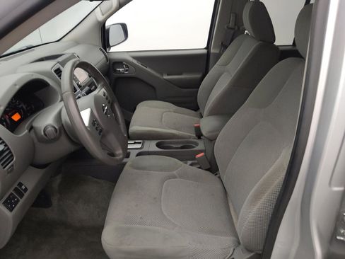 Used 2018 Nissan Frontier SV RWD image 17