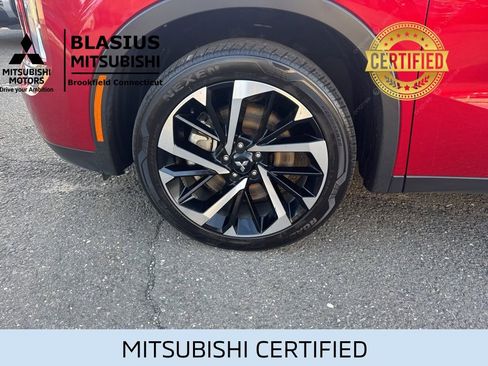 Used 2023 Mitsubishi Outlander 4WD Plug-In Hybrid image 18