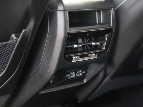 New 2025 Jeep Grand Cherokee 4WD image 18