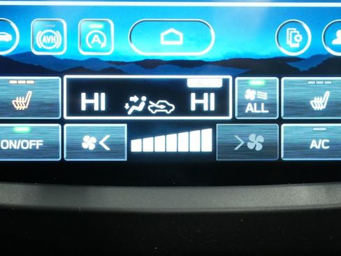 New 2026 Subaru Forester Premium AWD/4WD image 31