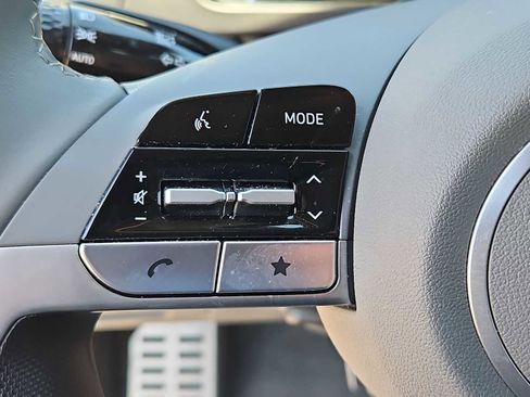 New 2025 Hyundai Elantra Sport FWD image 23