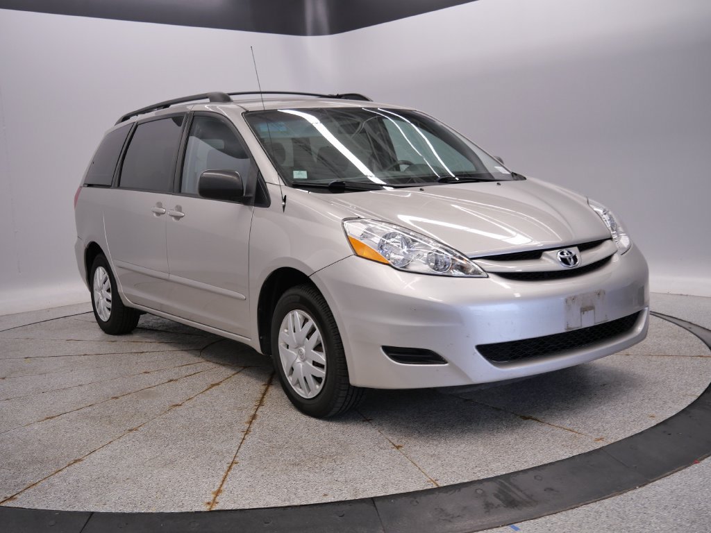 Used 2006 Toyota Sienna CE FWD image 3
