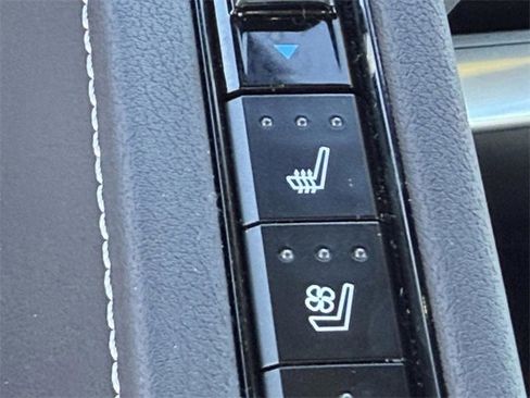 Certified 2023 Chevrolet Corvette Stingray Preferred Cpe w/ 2LT image 17