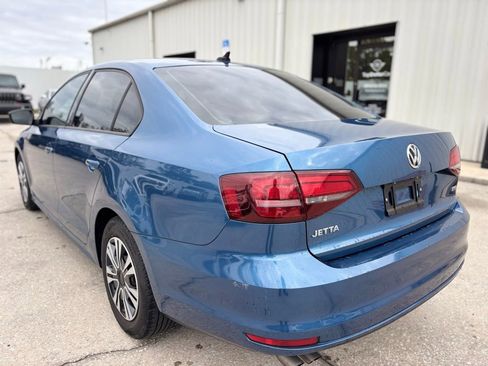 Used 2016 Volkswagen Jetta S image 3