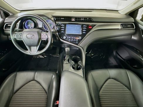 Used 2019 Toyota Camry SE image 26