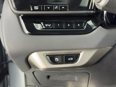 Used 2024 Lexus RX 500h F Sport w/ Convenience Package image 18