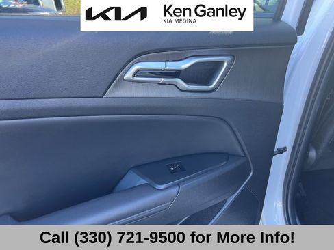 Certified 2026 Kia Sportage X-Line w/ X-Line Premium Package AWD/4WD image 48