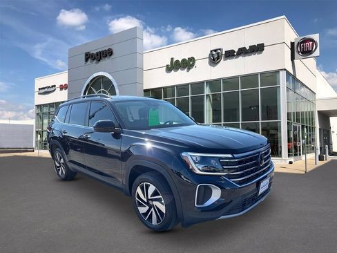 Used 2025 Volkswagen Atlas SE AWD/4WD image 1