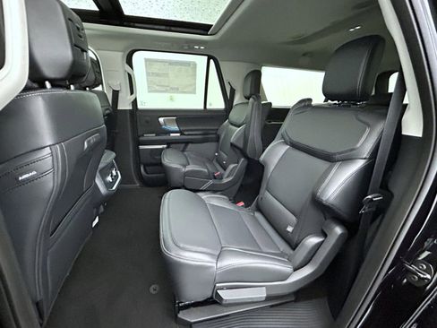 New 2026 Ford Expedition Max Platinum AWD/4WD image 22