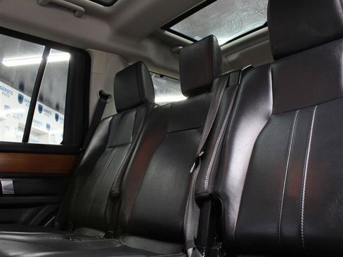 Used 2015 Land Rover LR4 HSE AWD/4WD image 16