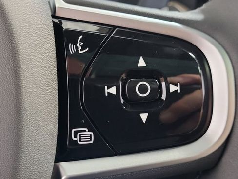 New 2026 Volvo XC60 B5 Plus w/ Protection Package Premier image 31