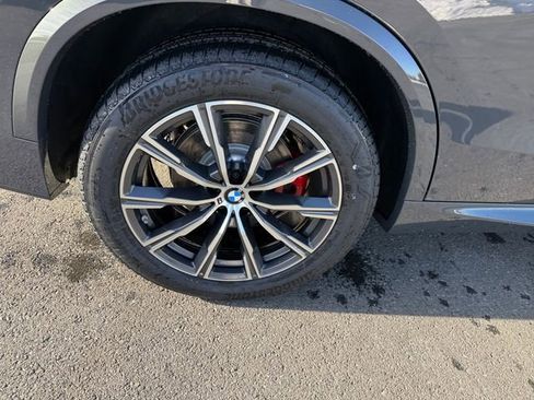 New 2026 BMW X5 xDrive40i w/ M Sport Package AWD/4WD image 17