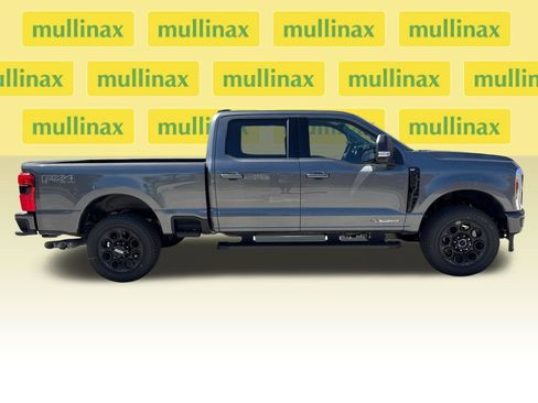 New 2026 Ford F250 XLT w/ XLT Premium Package AWD/4WD image 2