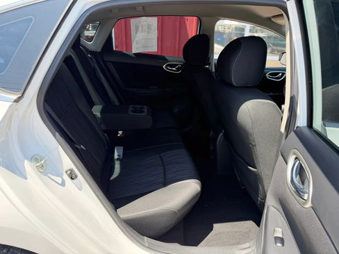 Used 2019 Nissan Sentra SV FWD image 16