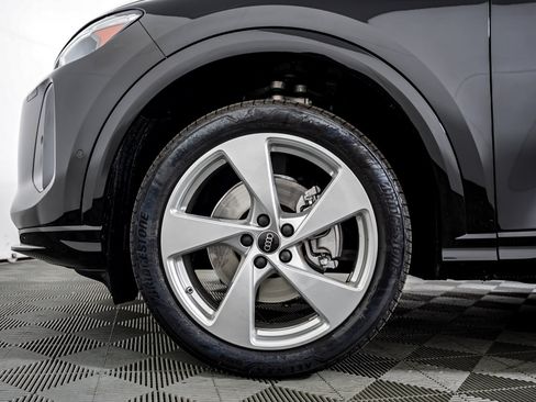 Used 2025 Audi Q5 Premium Plus AWD/4WD image 6