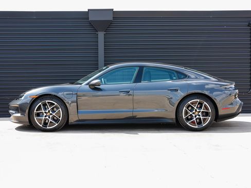 New 2025 Porsche Taycan image 2