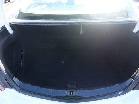 Used 2015 Buick Regal Premium image 31