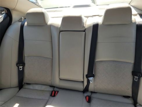 Used 2023 Nissan Altima 2.5 SL image 12