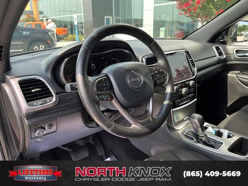 Used 2021 Jeep Grand Cherokee Freedom Edition AWD/4WD image 6