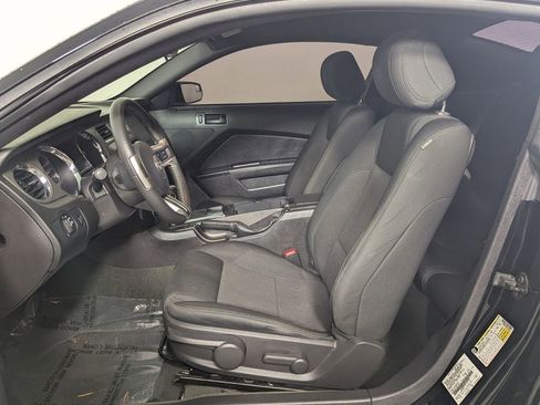 Used 2014 Ford Mustang Coupe RWD image 12
